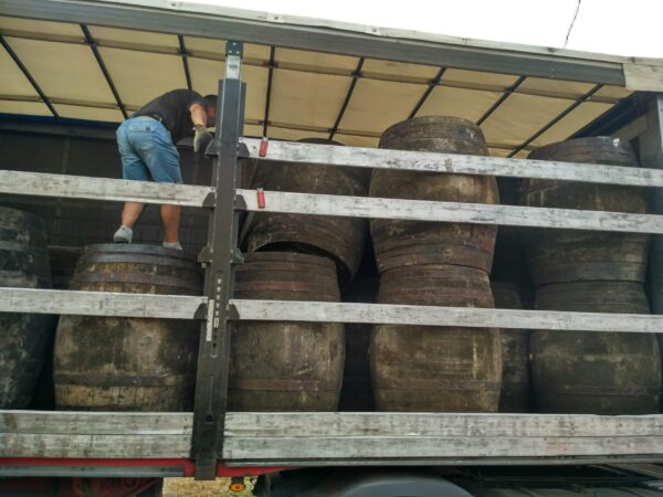Ex. Moscate Wine Casks 500600 Litres Model 1.45m1.50m of Heigth 30 years…